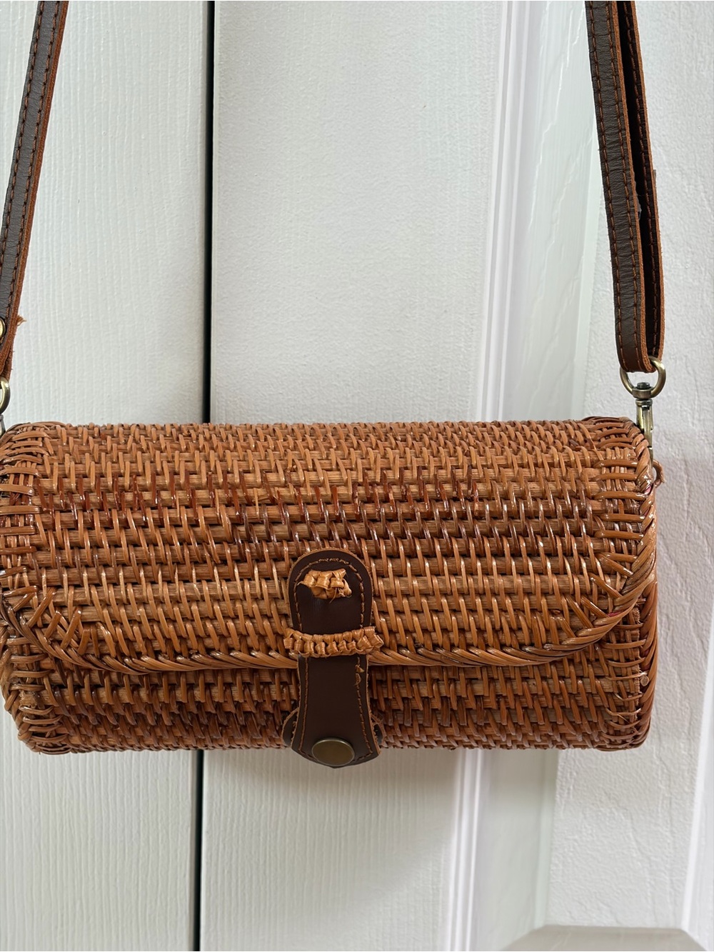 Rattan Rectangular Bag with Leather Accents and Adjustable Strap